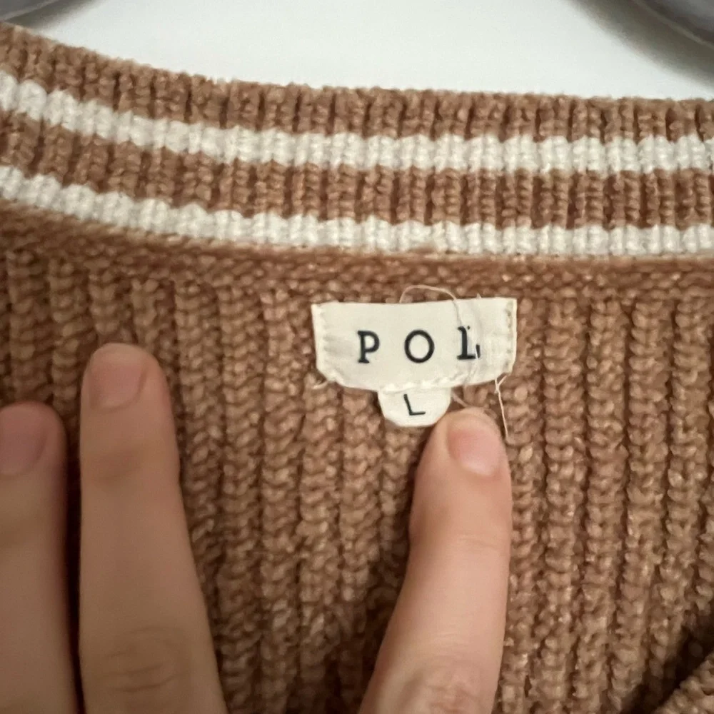 Sweater - Picture 3 of 3
